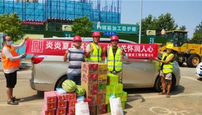高温酷暑，PG国际的关怀从未缺席......